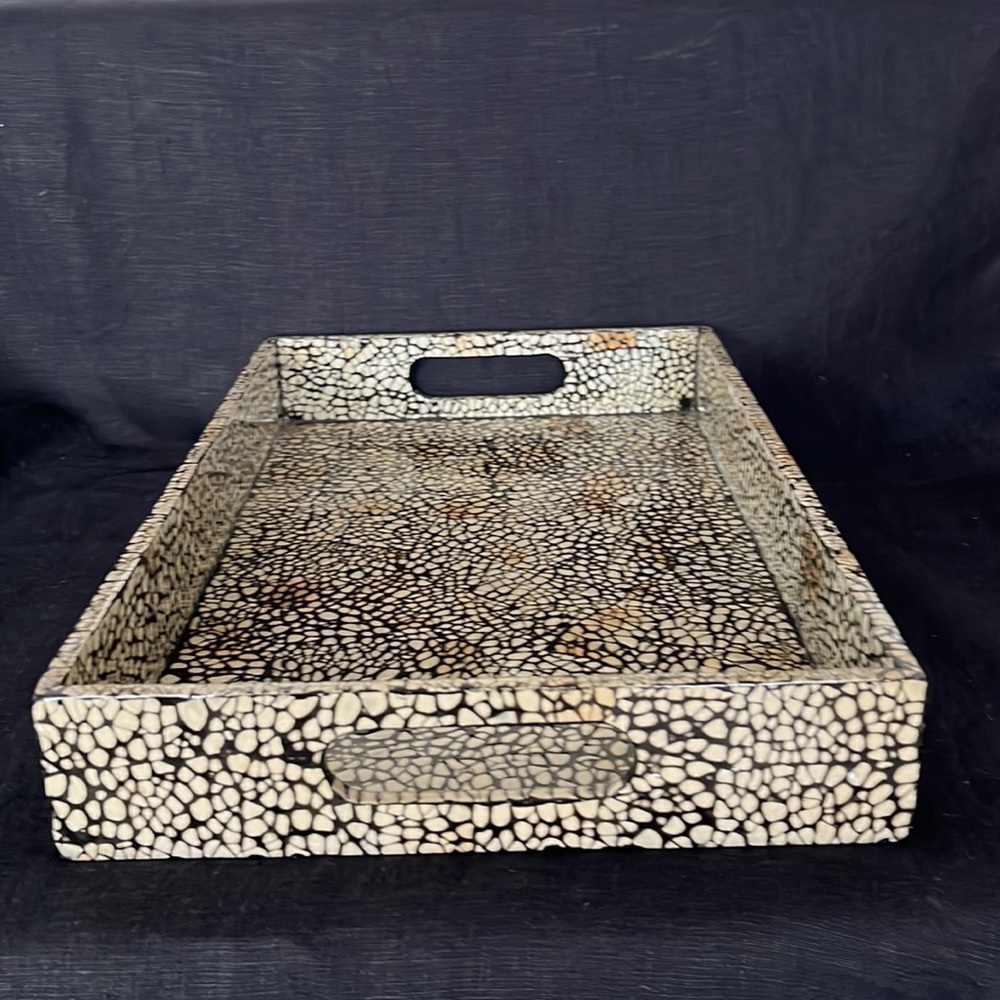 Inlaid Giraffe Pattern Handled Tray Black Cream Tan - Picture 2 of 8